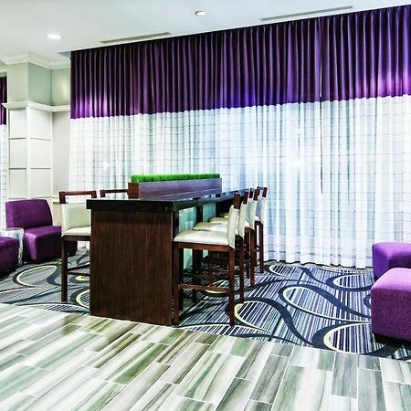La Quinta Inn & Suites By Wyndham San Antonio Riverwalk Екстериор снимка