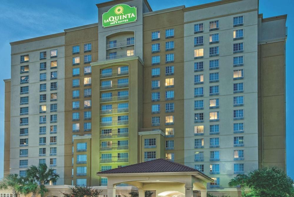 La Quinta Inn & Suites By Wyndham San Antonio Riverwalk Екстериор снимка